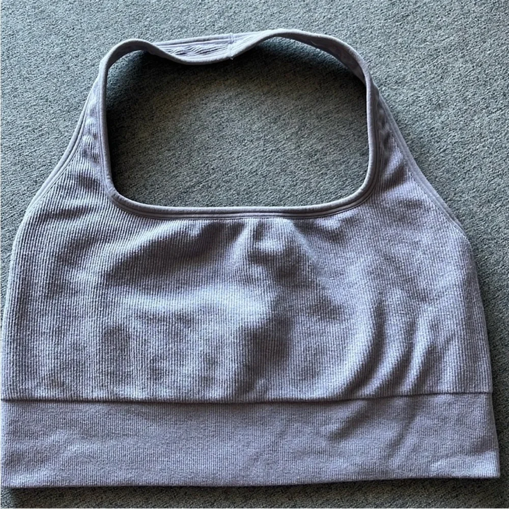 Fabletics Piper Seamless Ribbed Halter Bralette - Picture 4 of 6
